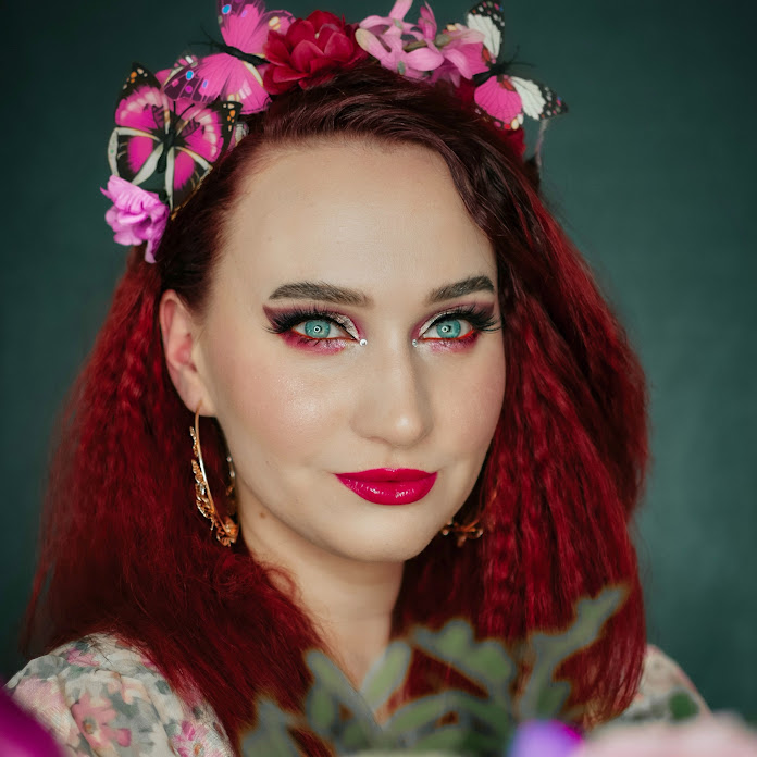 LikeADaisyInSpring Net Worth & Earnings (2026)