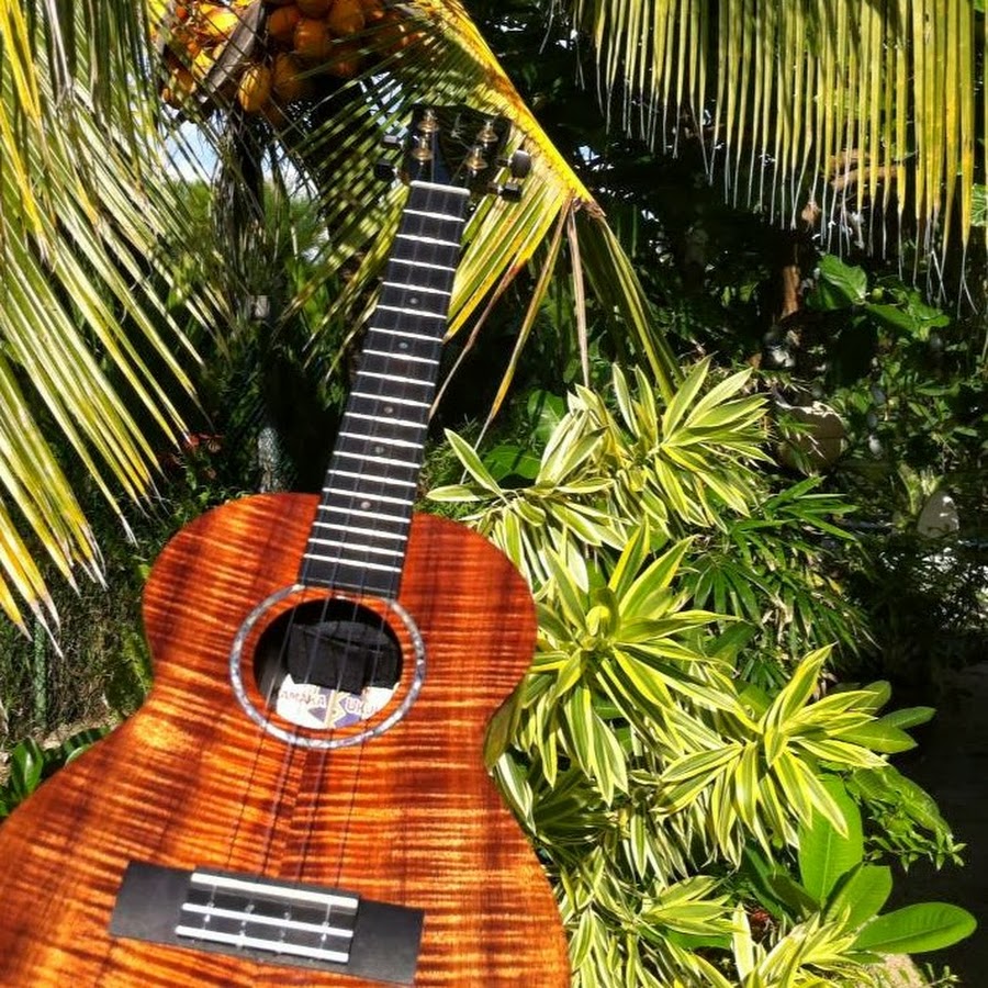 UKULELE TAHITI YouTube