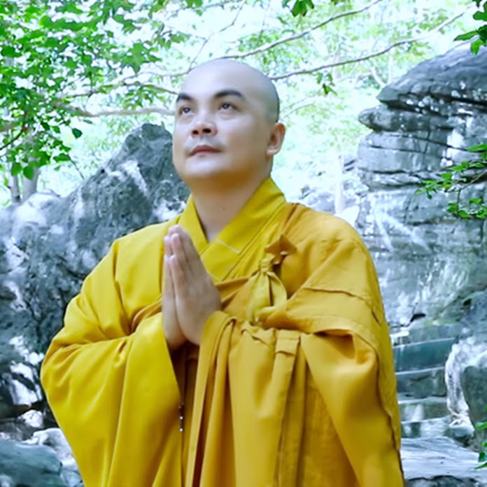 Thích Nghiêm Bình Net Worth & Earnings (2026)