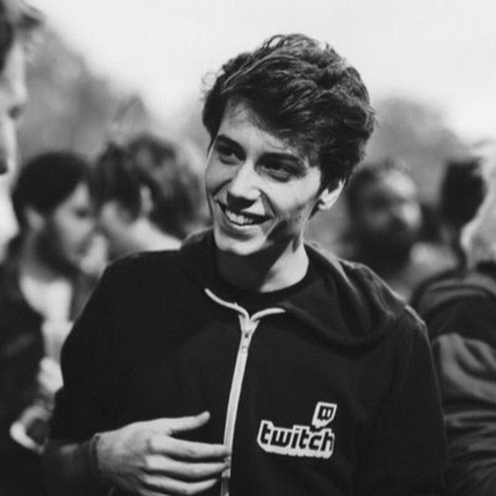 KENZ Net Worth & Earnings (2026)