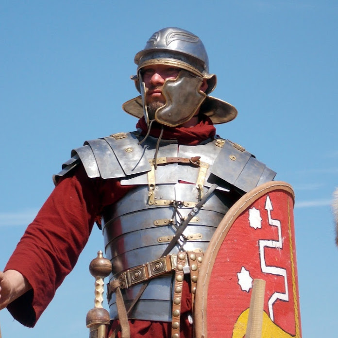 МИР СРАЖЕНИЙ Net Worth & Earnings (2026)