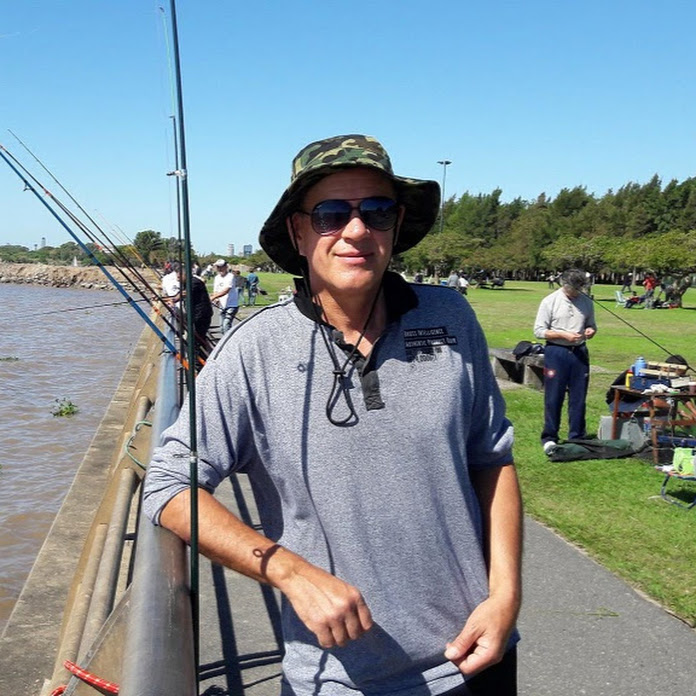 Videos de Leon Net Worth & Earnings (2026)