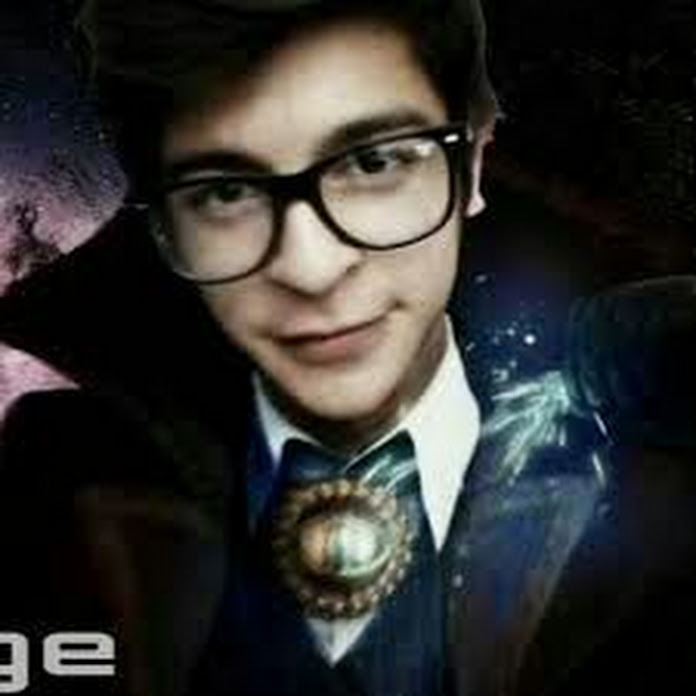 Nik Strange Net Worth & Earnings (2026)