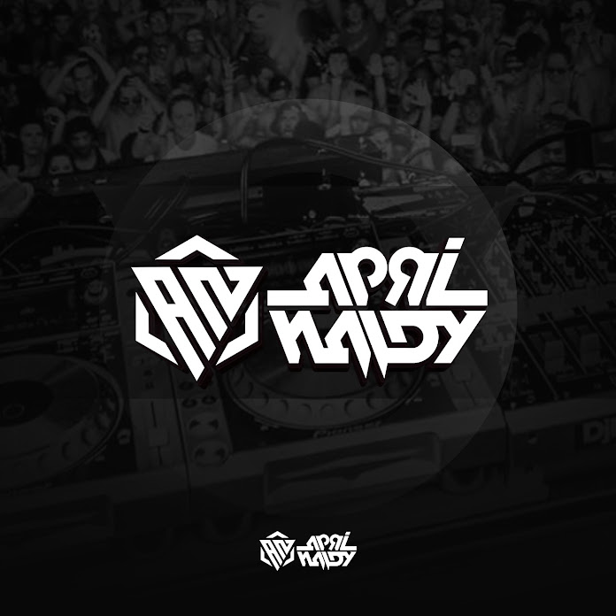 ApriNaLdyTM Net Worth & Earnings (2026)