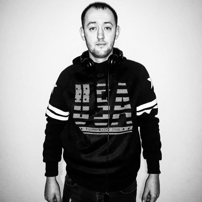 B Istone Official Net Worth & Earnings (2026)