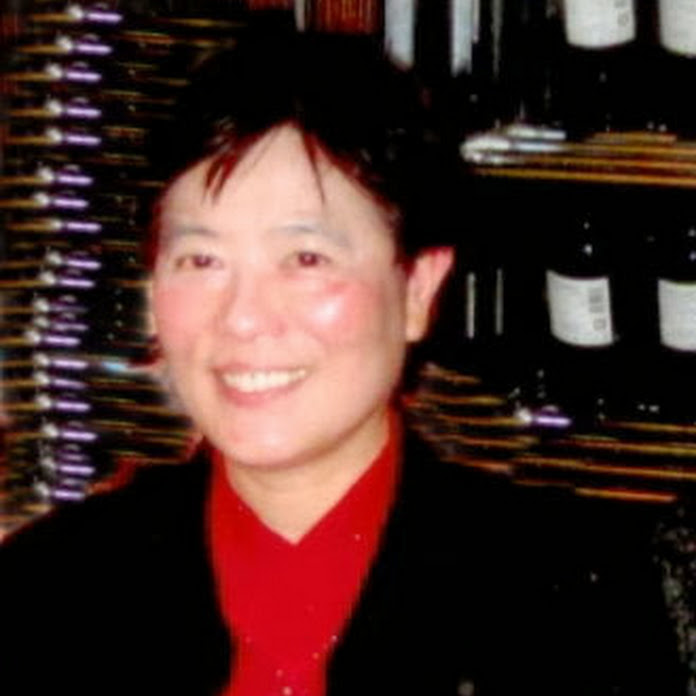 心靈享宴黃景昭 Net Worth & Earnings (2026)