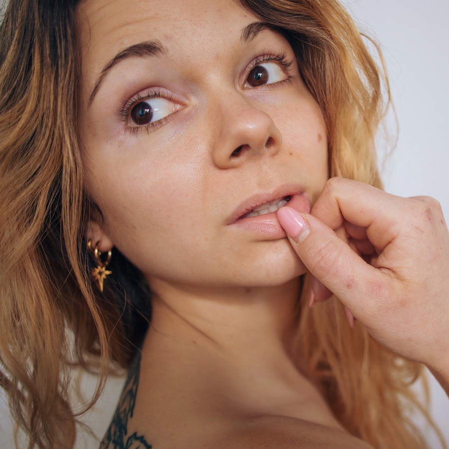 Juju Fitcats - YouTube