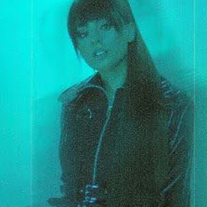 Cherlloydvevo Net Worth & Earnings (2025)