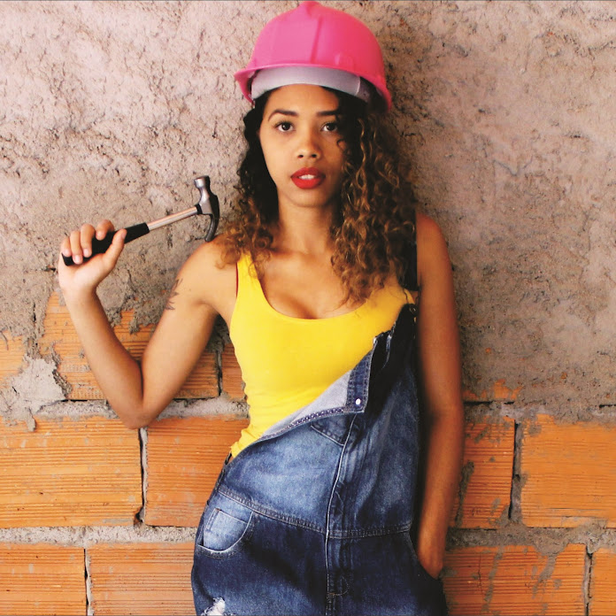 Paloma Cipriano Net Worth & Earnings (2025)