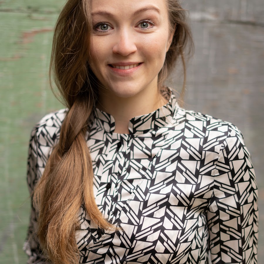 alexandra schiller alexandra schiller