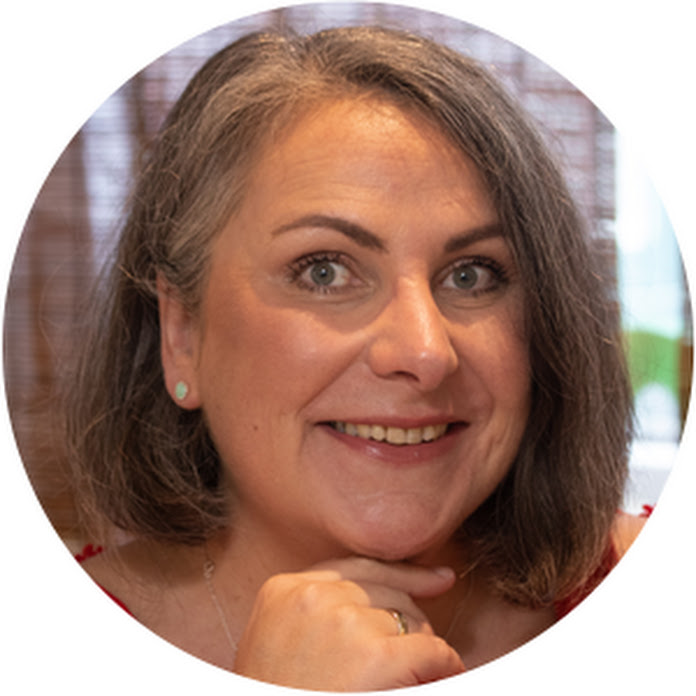 Alexandra Grape Net Worth & Earnings (2026)