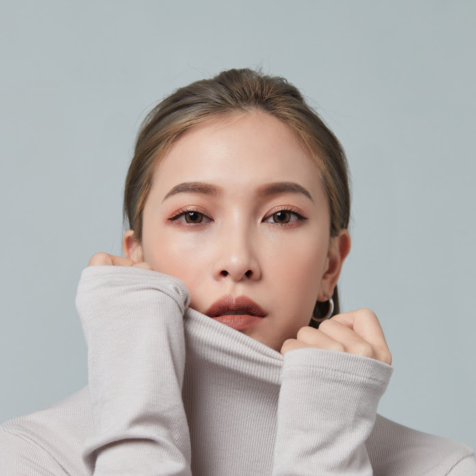 Mii黃小米 Net Worth & Earnings (2026)