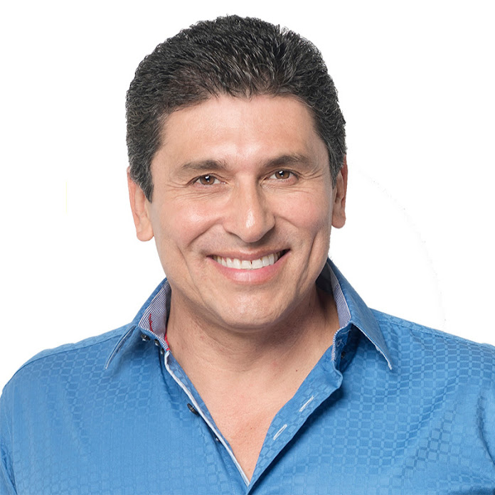 César Lozano Net Worth & Earnings (2025)