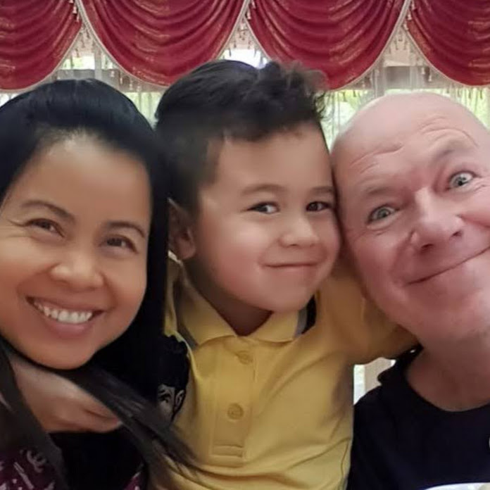 สาวอุดรกับสามีฝรั่ง Udon Lady with Farang Net Worth & Earnings (2026)