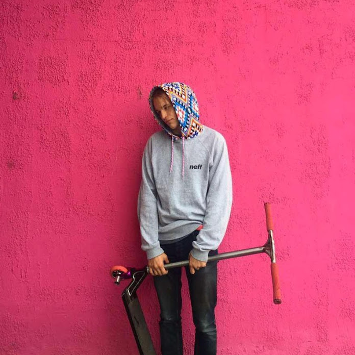 3C Net Worth & Earnings (2025)