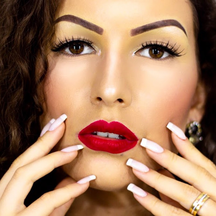 Graci Pereira Net Worth & Earnings (2026)