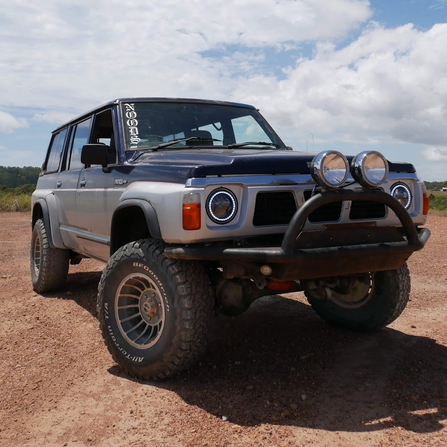 Viizak - YouTube - 900 x 900 jpeg 42kB