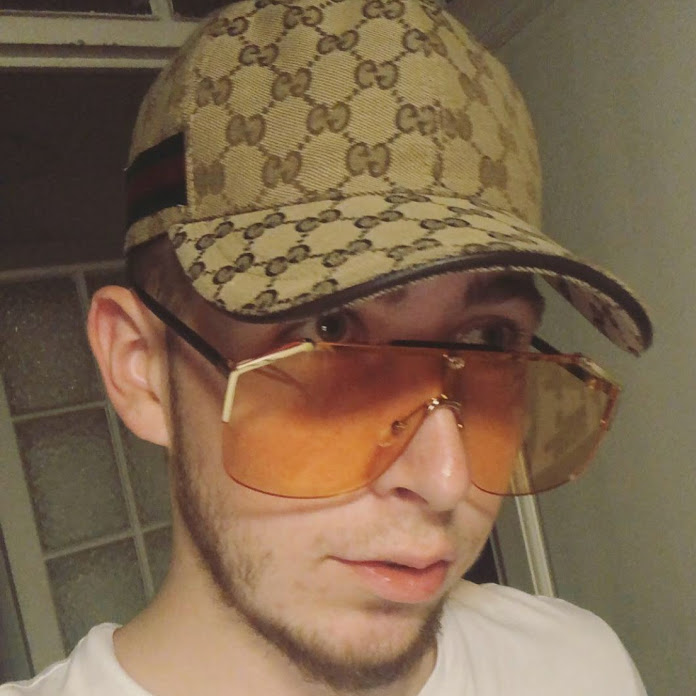 MIKA LASH Net Worth & Earnings (2025)