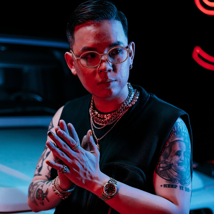 Andree Right Hand Net Worth & Earnings (2026)