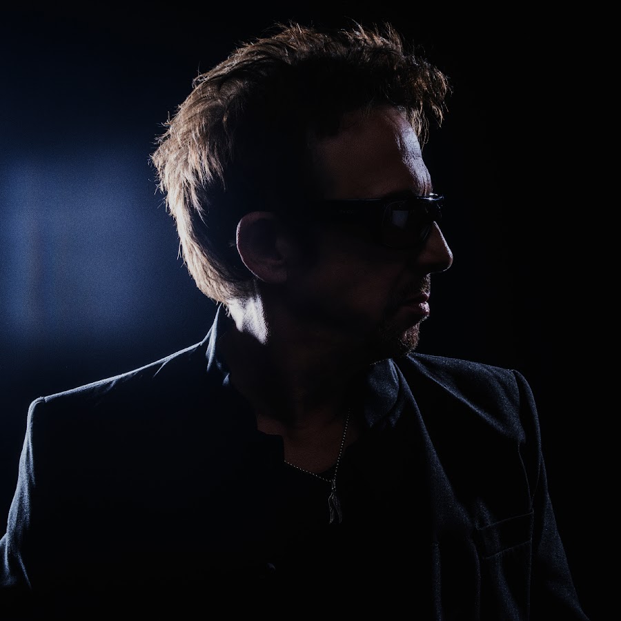 Eric Serra - YouTube