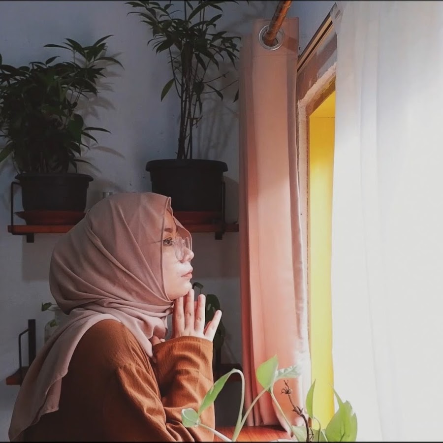 Secarik pesan di saku bajumu - YouTube