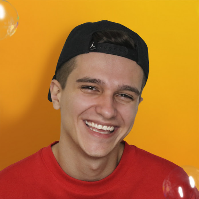 Игорь Шерстюк Vlogs Net Worth & Earnings (2026)