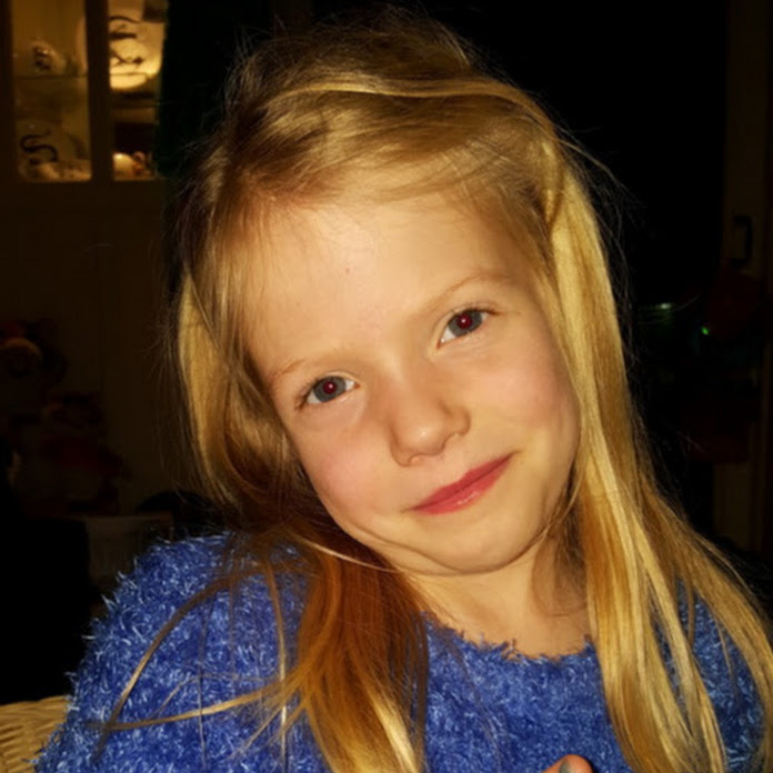 Bobbi-lee Marijs Net Worth & Earnings (2026)