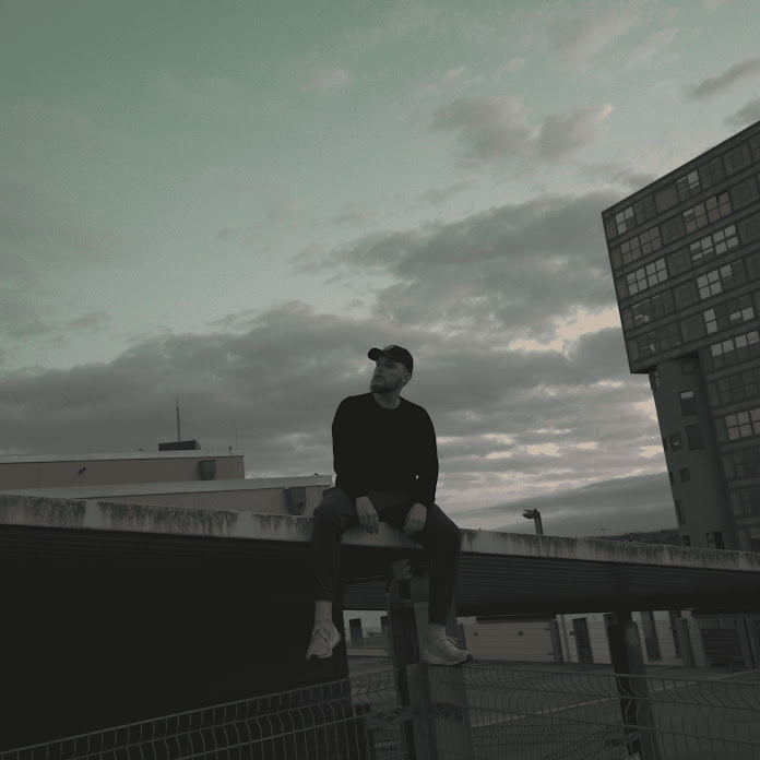 MiZeb Net Worth & Earnings (2026)