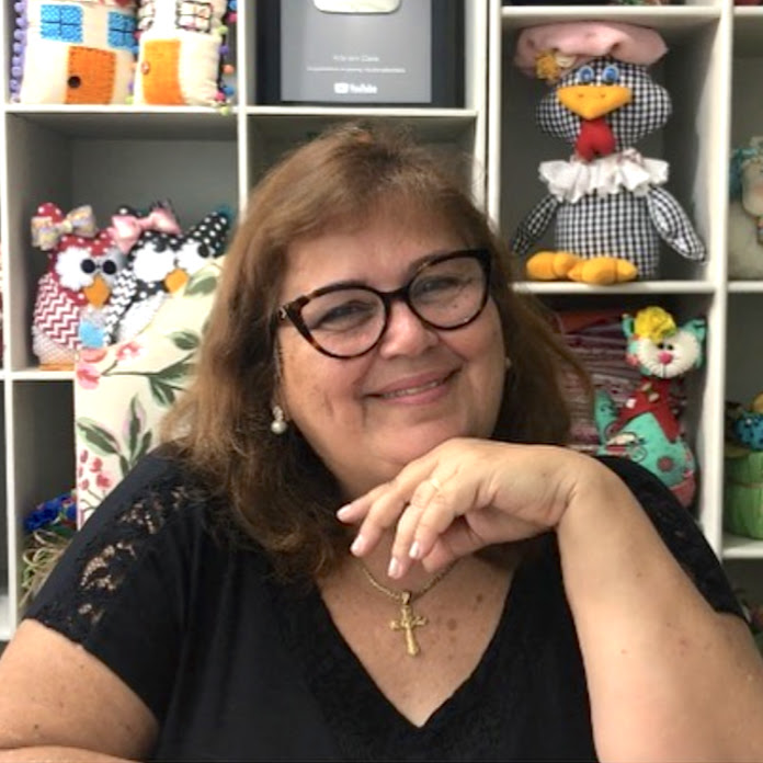 Silvinha Borges Net Worth & Earnings (2025)