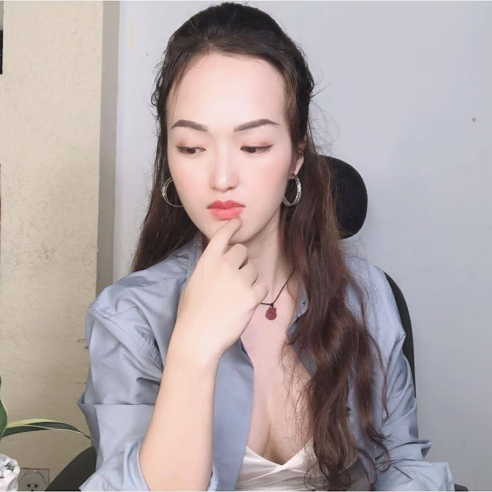Lịch Sử Thế Giới Net Worth & Earnings (2026)