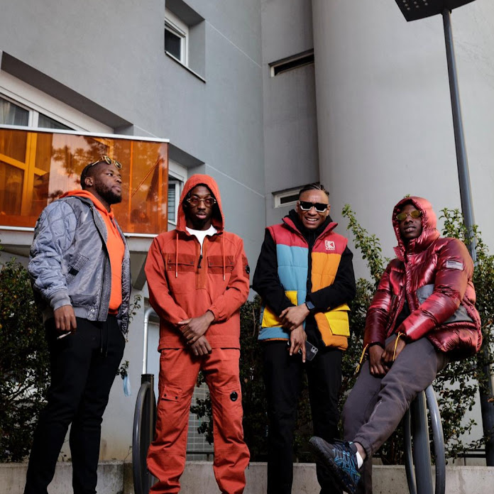 Squadra Officiel Net Worth & Earnings (2026)