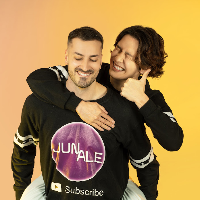 JUNALE Net Worth & Earnings (2025)