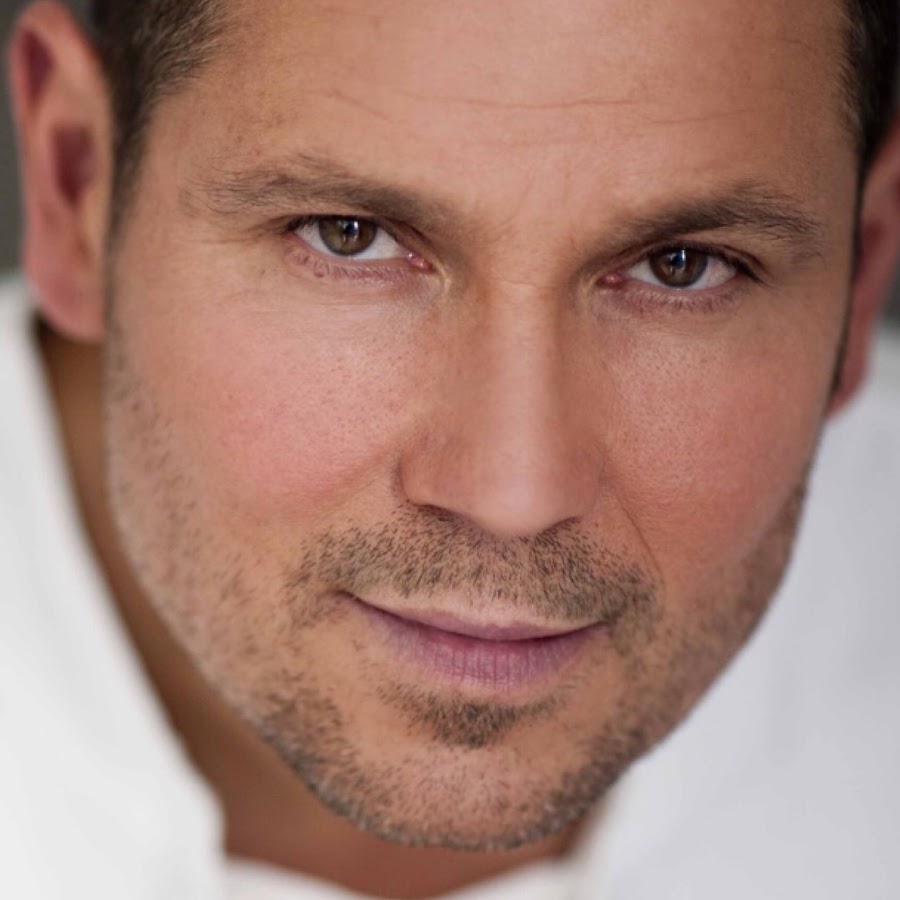 Pavel Vítek - YouTube