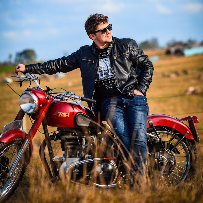 Martin Piña Net Worth & Earnings (2025)