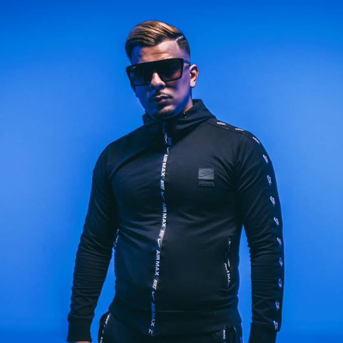 Dandani Oficial Net Worth & Earnings (2025)