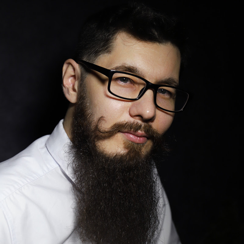 Уста солнца. Ютуб канал рустама. Канал рустама солнцева. Стрим шлак шоу биза. Котов и рустамов.