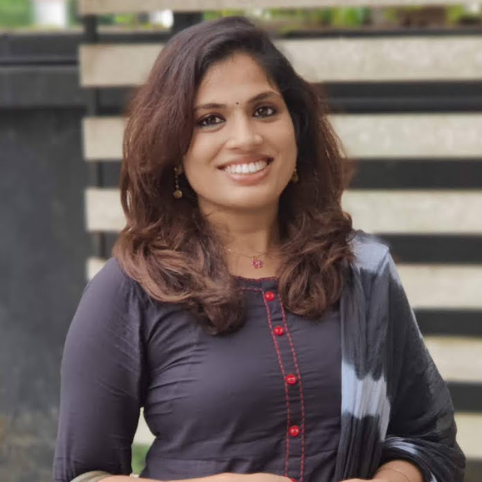 Sangeetha and Leo Net Worth & Earnings (2026)