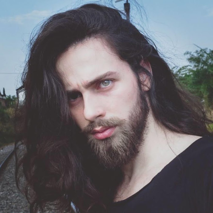 Gustavo Lazaro Net Worth & Earnings (2026)