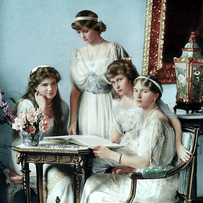 NavylittleMonster Net Worth & Earnings (2026)