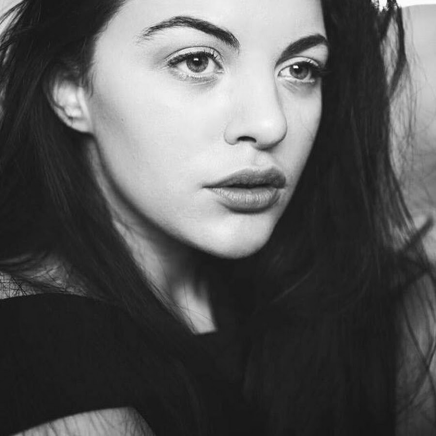 Atlanta Johnson - YouTube