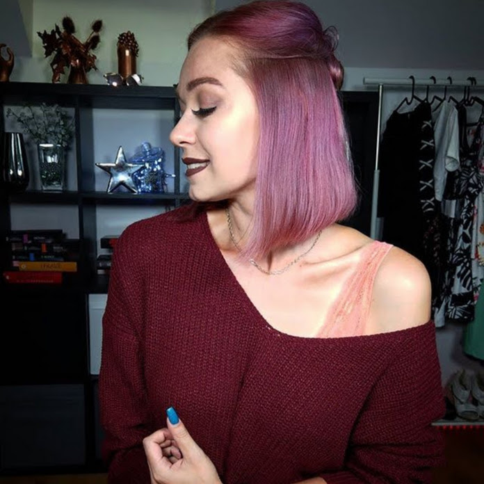 LadySasetka Net Worth & Earnings (2026)