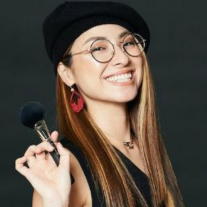 Chie Hidaka Net Worth & Earnings (2026)