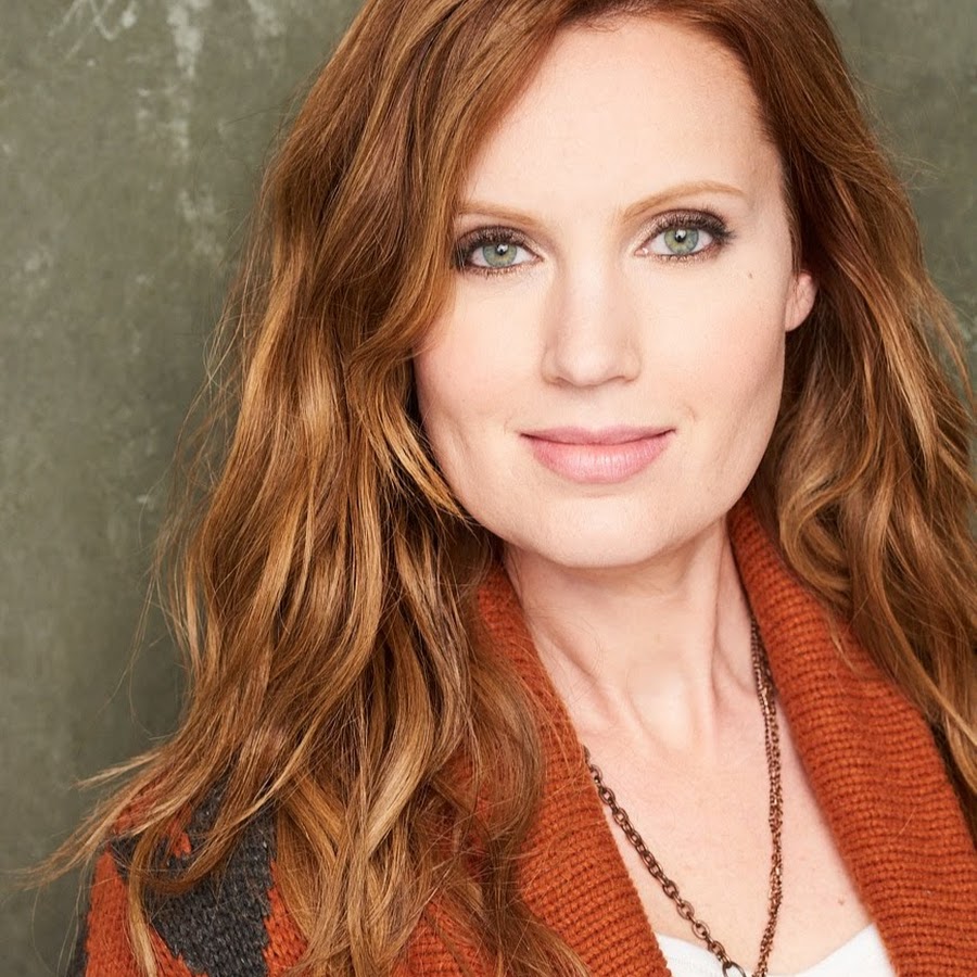 Laura Carlson - YouTube