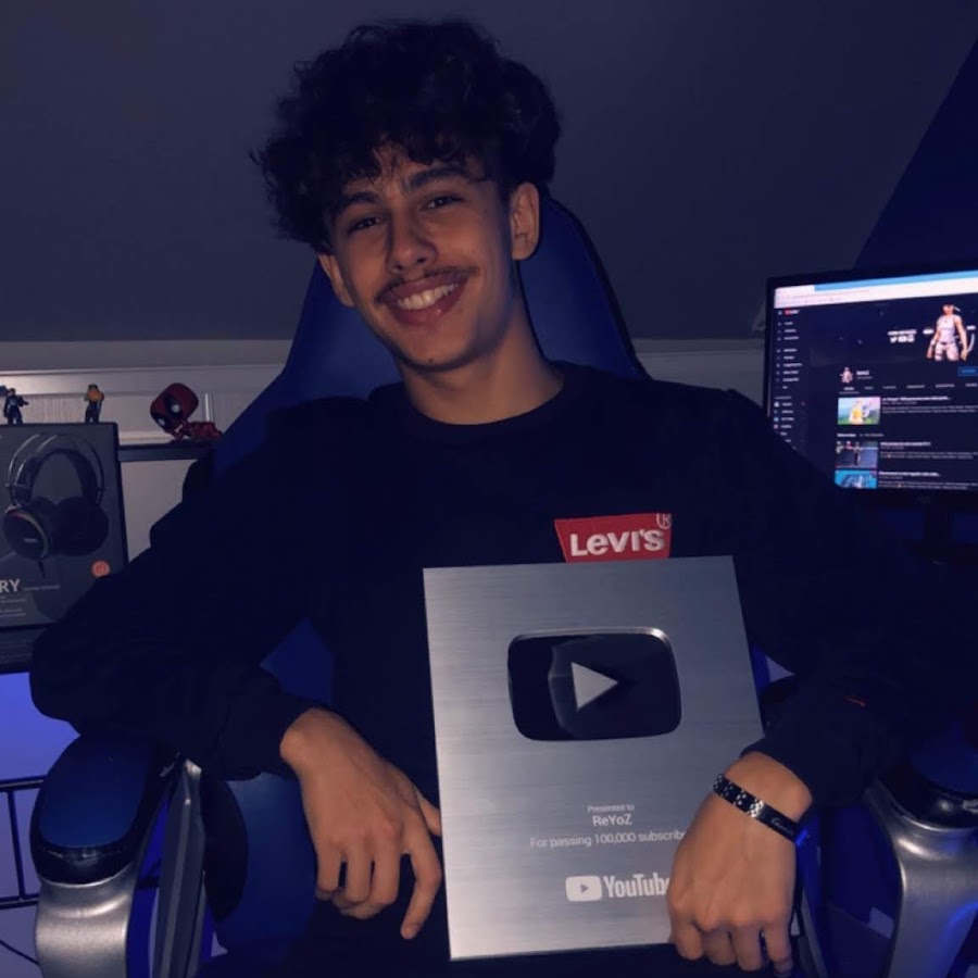 ReYoZ - YouTube - 900 x 900 jpeg 62kB