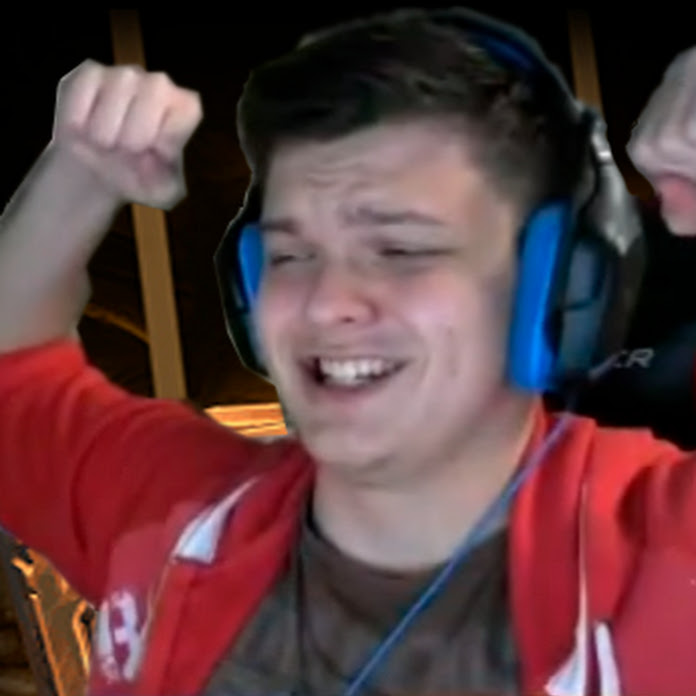 Лучшее с SilverName Net Worth & Earnings (2026)