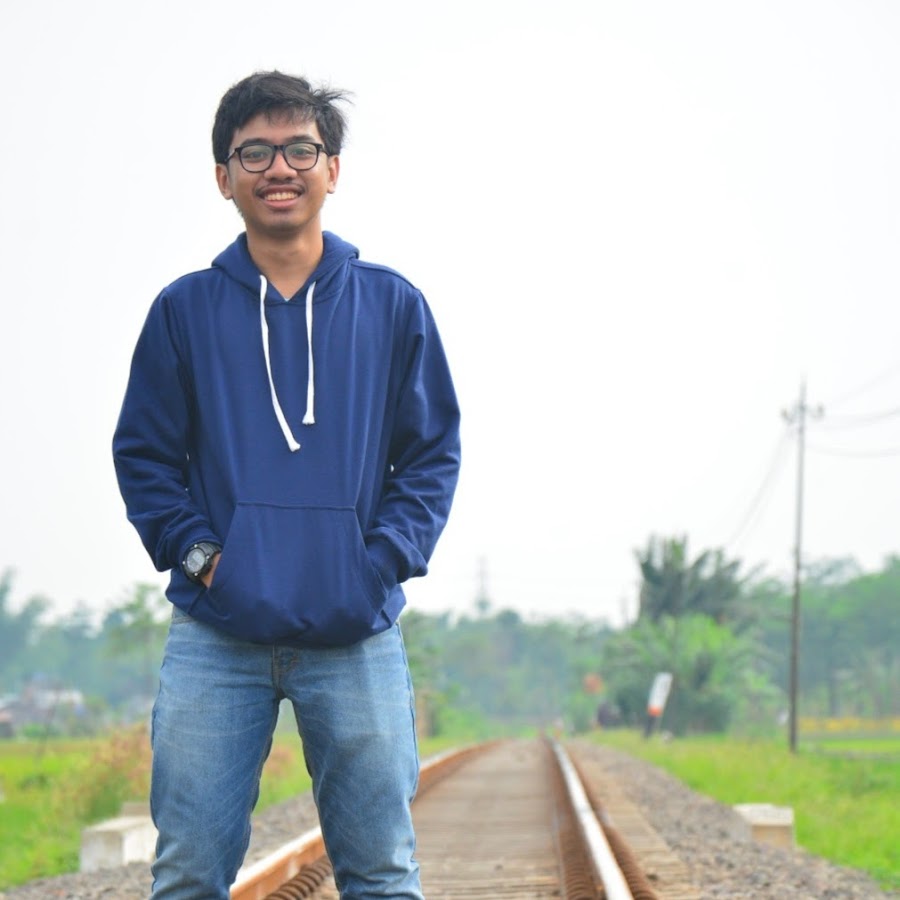 Naufal Elnadi - YouTube