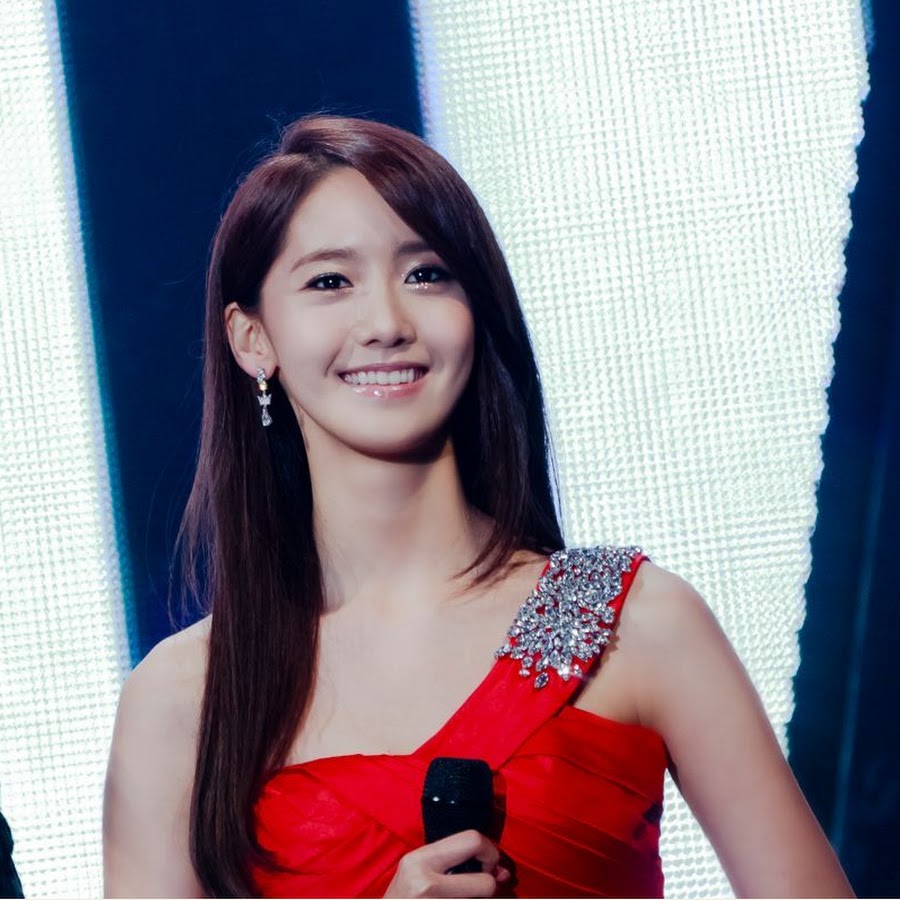 LIM YOONA - YouTube