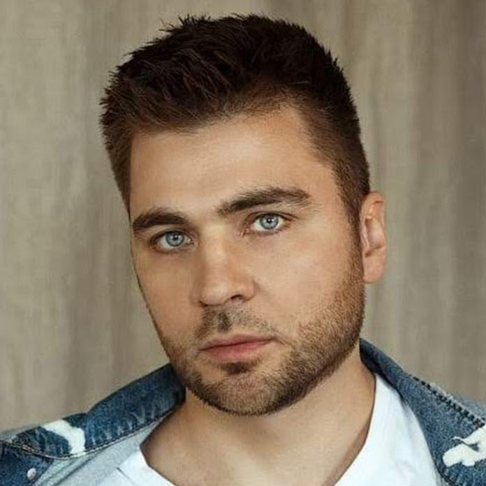 Лев Вожеватов Net Worth & Earnings (2026)