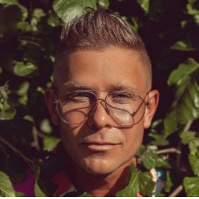 Митя Фомин Net Worth & Earnings (2026)