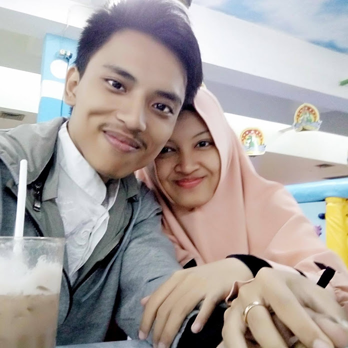 introspek TV Net Worth & Earnings (2026)